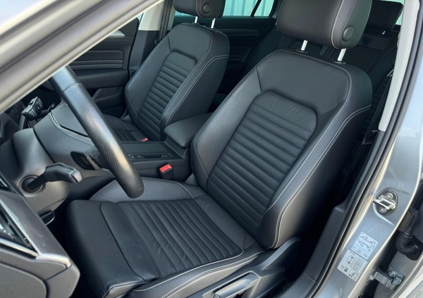 Volkswagen Passat cena 159999 przebieg: 45518, rok produkcji 2020 z Sieniawa małe 596